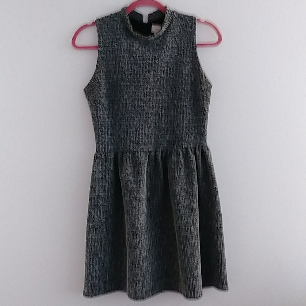 Size large, slightly flared, winter/fall dress.